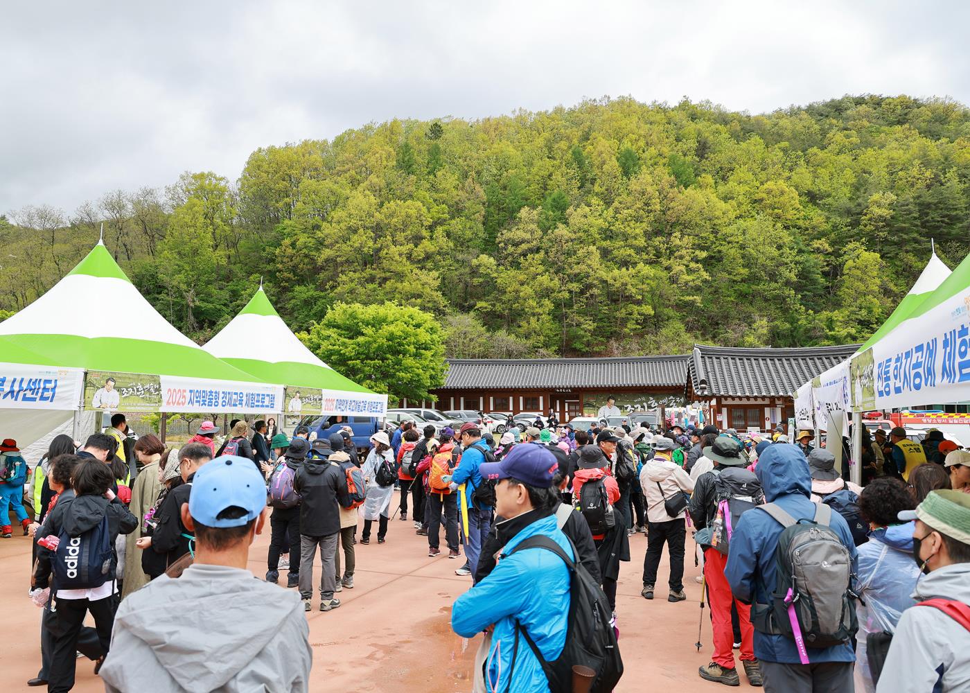 1-6 사진(제18회 조지훈예술제 성황리 개최).jpg